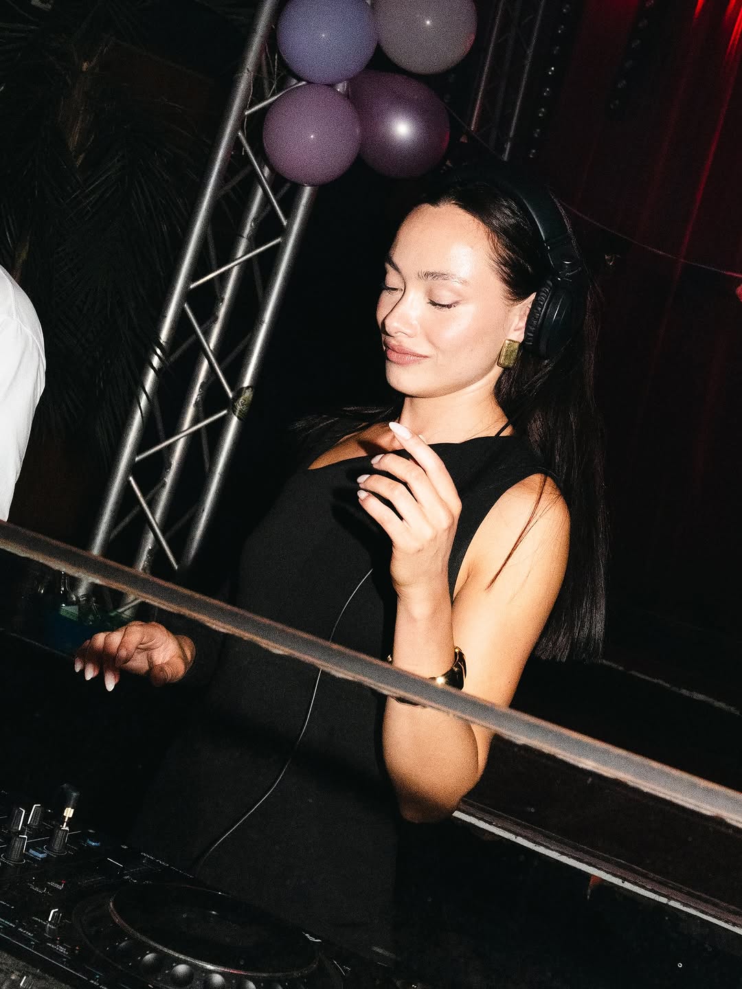 Event coverage — photography by HAVA